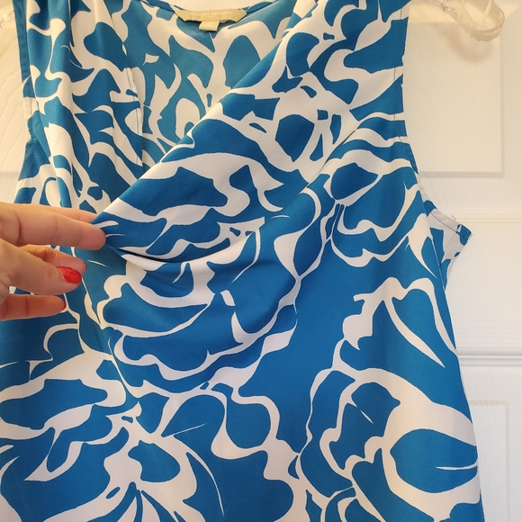 EUC Banana Republic Cowl Neck Blouse - Picture 4 of 5